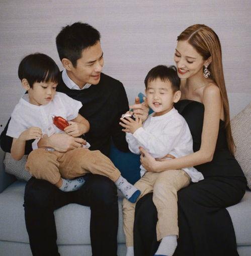 老婆照片孩子照片,老婆与孩子的温馨瞬间